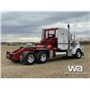 Image 3 : 2004 PETERBILT 378 T/A SLEEPER WINCH TRACTOR