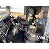 Image 6 : 2013 KENWORTH T800 TRI DRIVE SLEEPER TRUCK TRACTOR