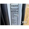Image 5 : 1998 VOLVO VN T/A SLEEPER TRUCK TRACTOR