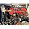 Image 12 : 2010 KENWORTH T800 TRI DRIVE SLEEPER DUMP TRUCK