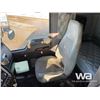 Image 7 : 2010 KENWORTH T800 TRI DRIVE SLEEPER DUMP TRUCK