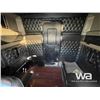 Image 12 : 2013 KENWORTH W900 T/A SLEEPER STEAM TRUCK