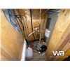 Image 16 : CABIN 14 X 32 FT. ON SKIDS