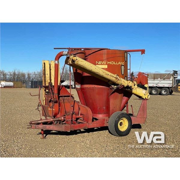 NEW HOLLAND 357 MIXER MILL