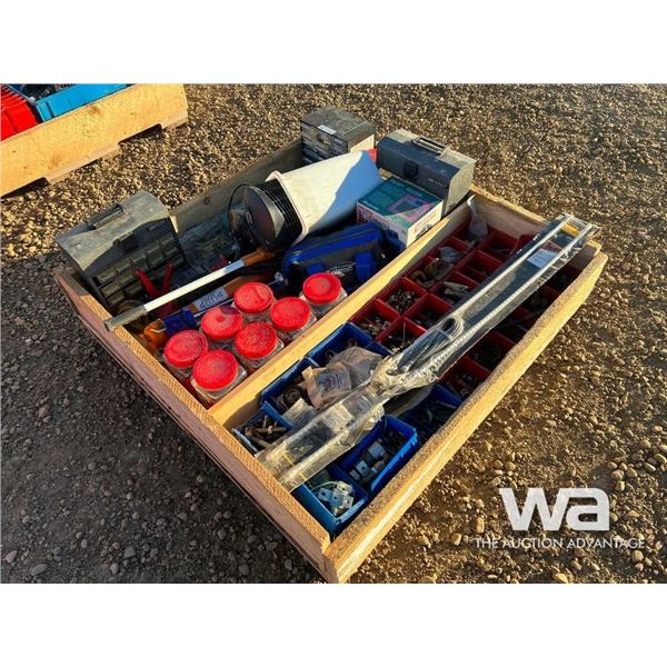 BOLT ORGANIZER, BOLTS