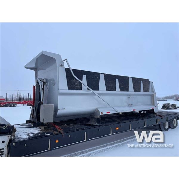 LANGFAB 20 FT. TRI DRIVE GRAVEL BOX