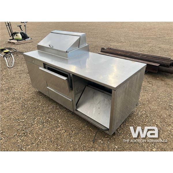 STAINLESS STEEL COMMERCIAL KITCHEN PREP TABLE