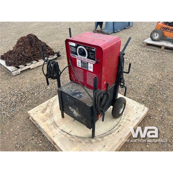 LINCOLN AC 225 ARC WELDER