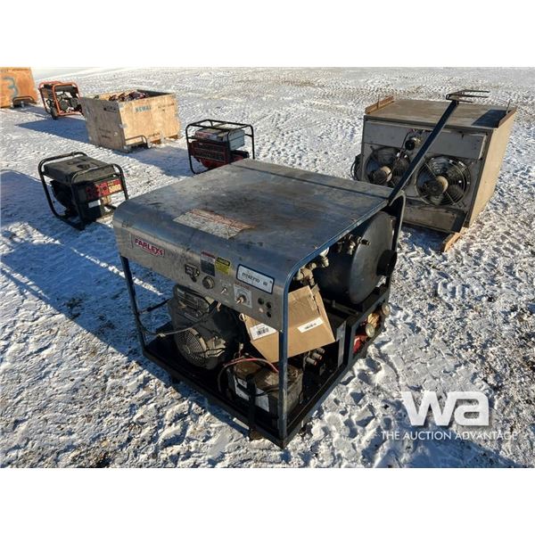 FARLEYS INT 3 3000 PSI PRESSURE WASHER