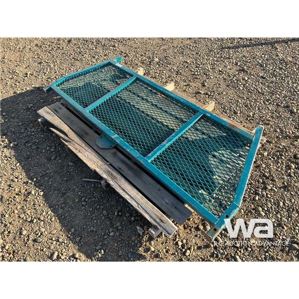 STEEL HEADACHE RACK