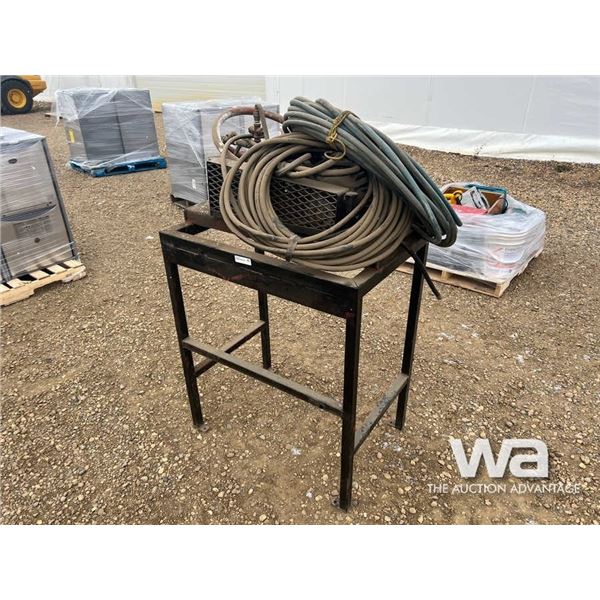 PRESSURE WASHER, STAND & HOSE