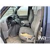 Image 6 : 2001 FORD E350 CARGO VAN