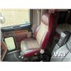 Image 7 : 2010 PETERBILT 388 T/A SLEEPER TRUCK TRACTOR