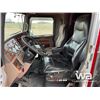 Image 6 : 2009 PETERBILT 388 T/A SLEEPER TRUCK TRACTOR