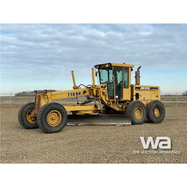 1996 JOHN DEERE 770 BH MOTOR GRADER