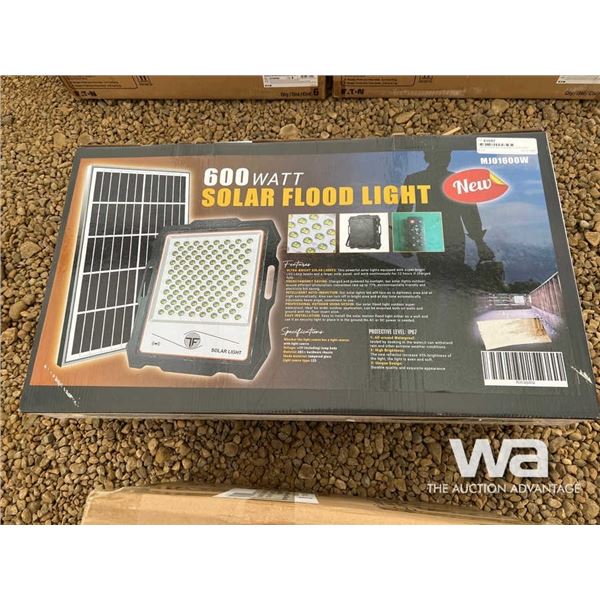 (UNUSED) 600 WATT SOLAR FLOOD LIGHT