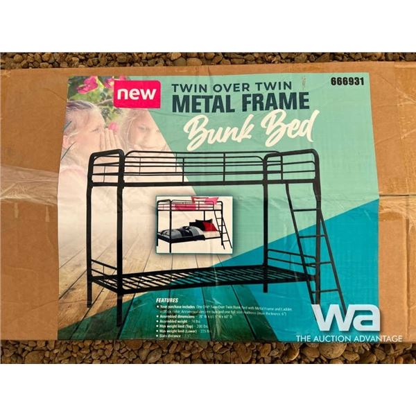 (UNUSED) METAL FRAME TWIN BUNK BED