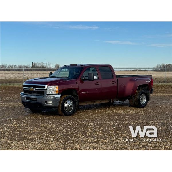 2013 CHEVROLET 3500 HD LTZ CREW CAB DUALLY PICKUP