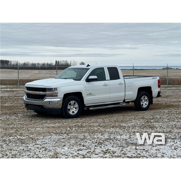 2017 CHEVROLET SILVERADO 4X4 CREW CAB PICKUP TRUCK