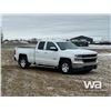Image 2 : 2017 CHEVROLET SILVERADO 4X4 CREW CAB PICKUP TRUCK