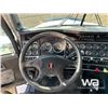Image 12 : 2012 KENWORTH T800 TRI DRIVE SLEEPER WINCH TRUCK