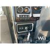 Image 16 : 2012 KENWORTH T800 TRI DRIVE SLEEPER WINCH TRUCK