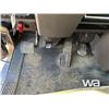 Image 18 : 2012 KENWORTH T800 TRI DRIVE SLEEPER WINCH TRUCK