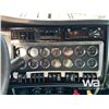 Image 21 : 2012 KENWORTH T800 TRI DRIVE SLEEPER WINCH TRUCK
