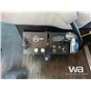 Image 23 : 2012 KENWORTH T800 TRI DRIVE SLEEPER WINCH TRUCK