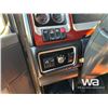 Image 15 : 2007 KENWORTH T800B T/A SLEEPER WINCH TRACTOR