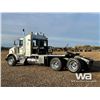 Image 4 : 2007 KENWORTH T800B T/A SLEEPER WINCH TRACTOR