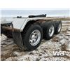 Image 43 : 2016 PETERBILT 367 TRI DRIVE SLEEPER TRUCK TRACTOR