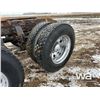 Image 45 : 2016 PETERBILT 367 TRI DRIVE SLEEPER TRUCK TRACTOR