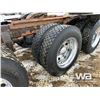 Image 53 : 2016 PETERBILT 367 TRI DRIVE SLEEPER TRUCK TRACTOR