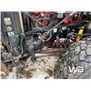 Image 29 : 2013 KENWORTH T800 TRI DRIVE SLEEPER TRUCK TRACTOR
