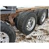 Image 43 : 2013 KENWORTH T800 TRI DRIVE SLEEPER TRUCK TRACTOR