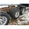 Image 52 : 2013 KENWORTH T800 TRI DRIVE SLEEPER TRUCK TRACTOR
