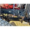 Image 35 : 2022 KENWORTH T800 TRI DRIVE CAB & CHASSIS