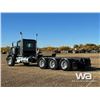 Image 4 : 2022 KENWORTH T800 TRI DRIVE CAB & CHASSIS