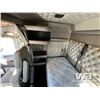 Image 29 : 2024 KENWORTH W900 T/A SLEEPER TRUCK TRACTOR