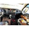 Image 12 : 2023 KENWORTH T880 T/A SLEEPER TRUCK TRACTOR