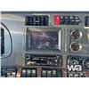 Image 22 : 2023 KENWORTH T880 T/A SLEEPER TRUCK TRACTOR