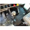 Image 20 : 2022 KENWORTH W900B T/A SLEEPER TRUCK TRACTOR