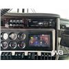 Image 20 : 2022 KENWORTH W900L T/A SLEEPER TRUCK TRACTOR