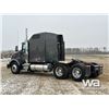 Image 4 : 2005 KENWORTH T800 T/A SLEEPER TRUCK TRACTOR