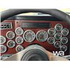 Image 13 : 2019 WESTERN STAR 4900SF TRI DRIVE DUMP TRUCK