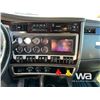 Image 12 : 2019 KENWORTH T800 T/A DUMP TRUCK