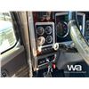 Image 15 : 2019 KENWORTH T800 T/A DUMP TRUCK