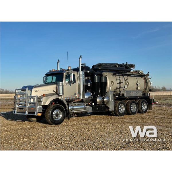2007 WESTERN STAR 4900SA TRI DRIVE HYDRO VAC