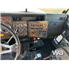 Image 9 : 1995 KENWORTH T800B T/A VACUUM TRUCK